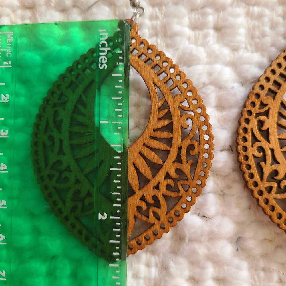 Boho Wood Cutout Marquis Earrings NWT - Picture 5 of 6
